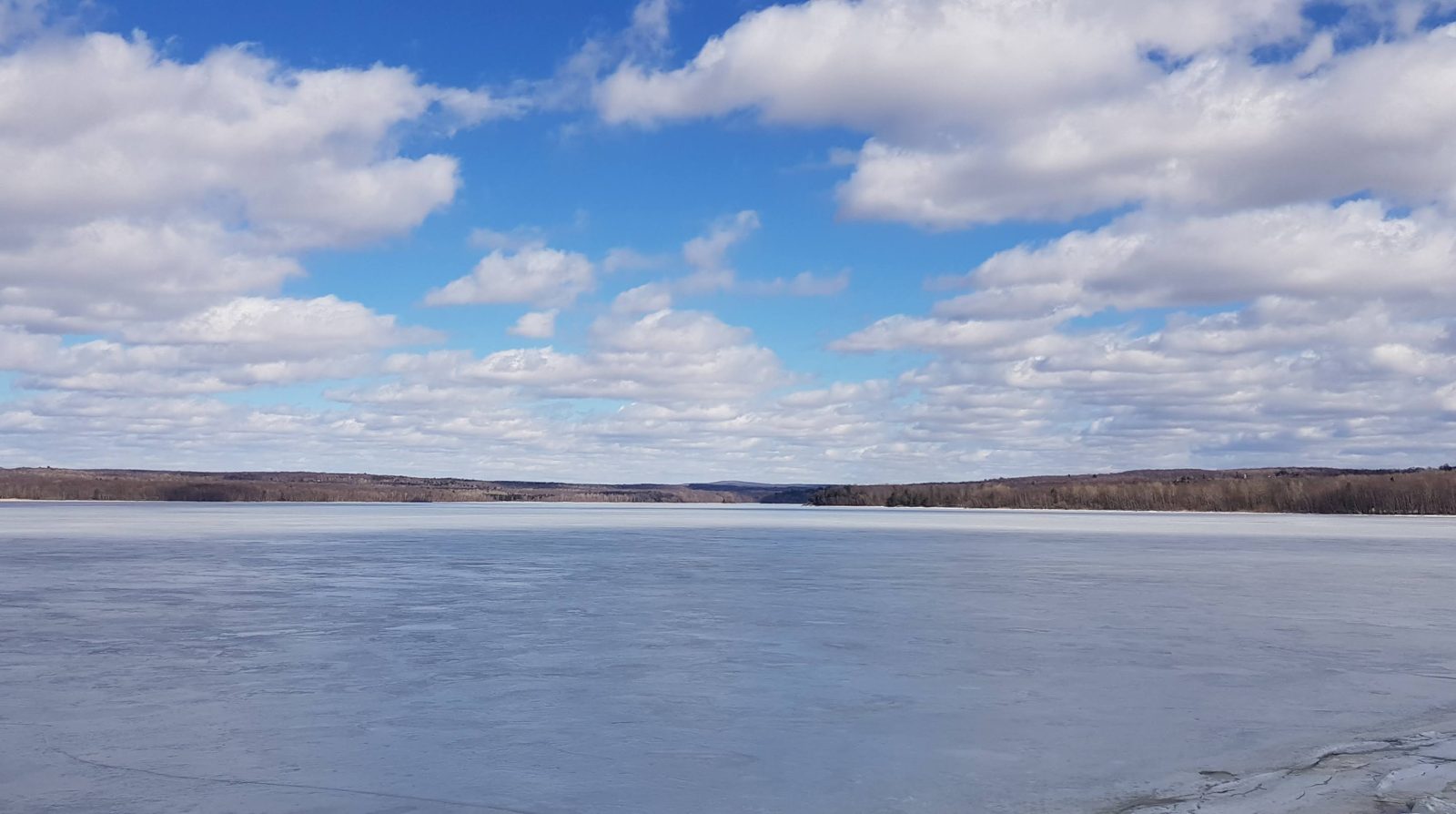 Le réservoir Choinière, encore gelé
