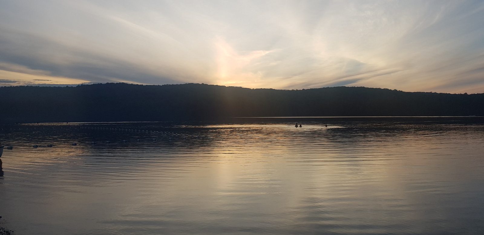 Le soir sur le lac Canisbay