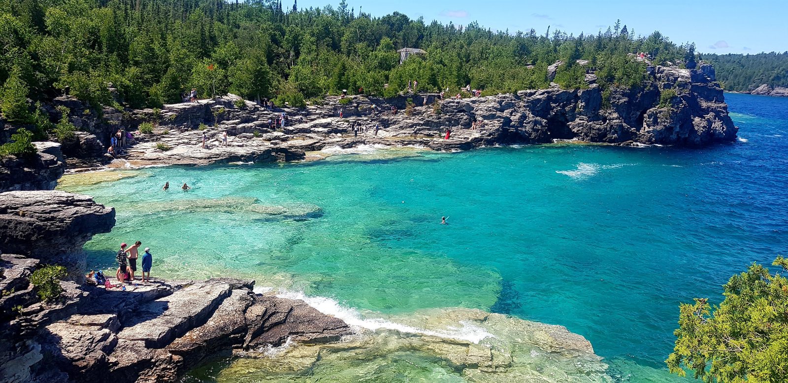Les eaux turquoise de la péninsule de Bruce