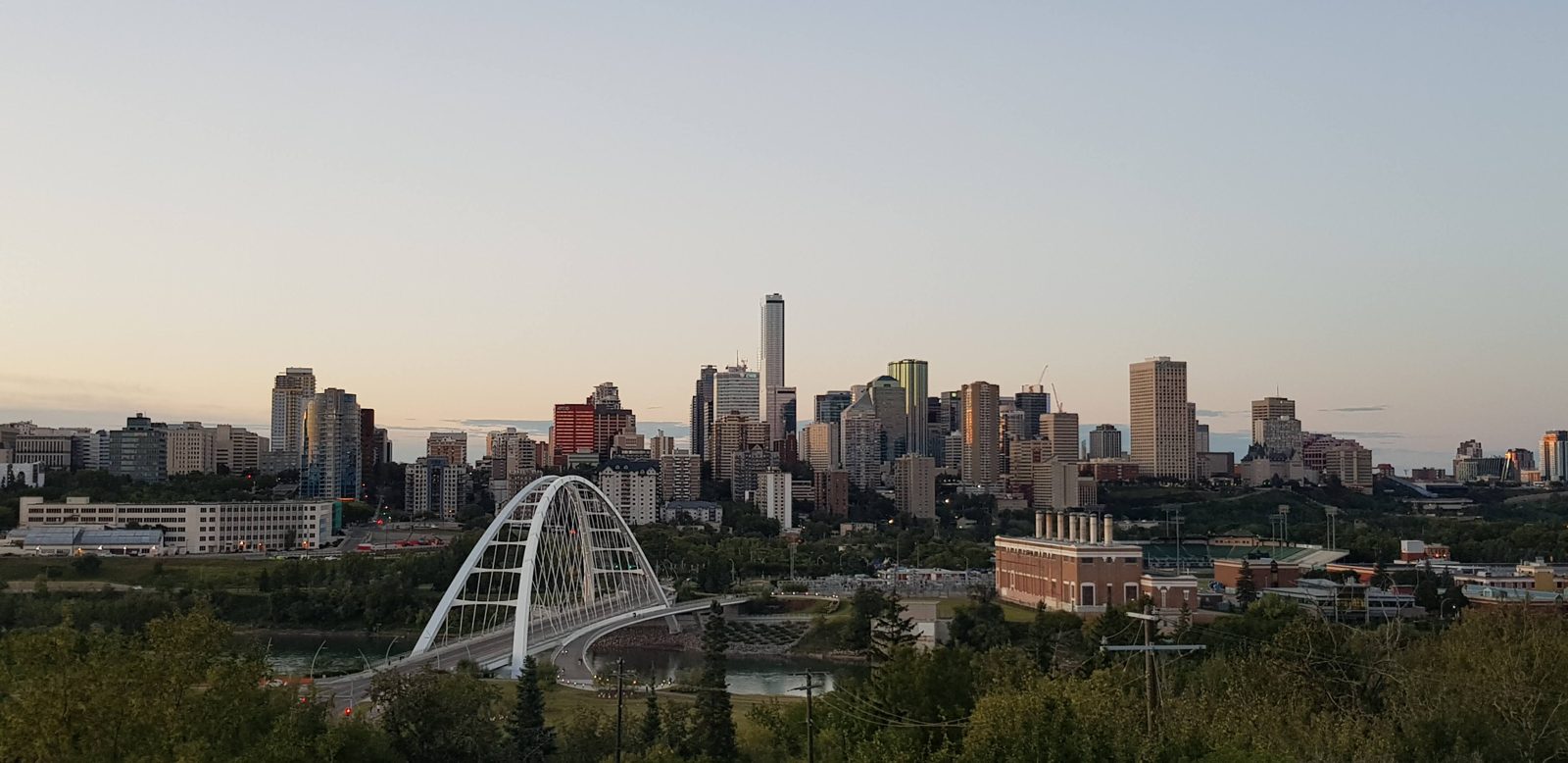 Edmonton au crépuscule
