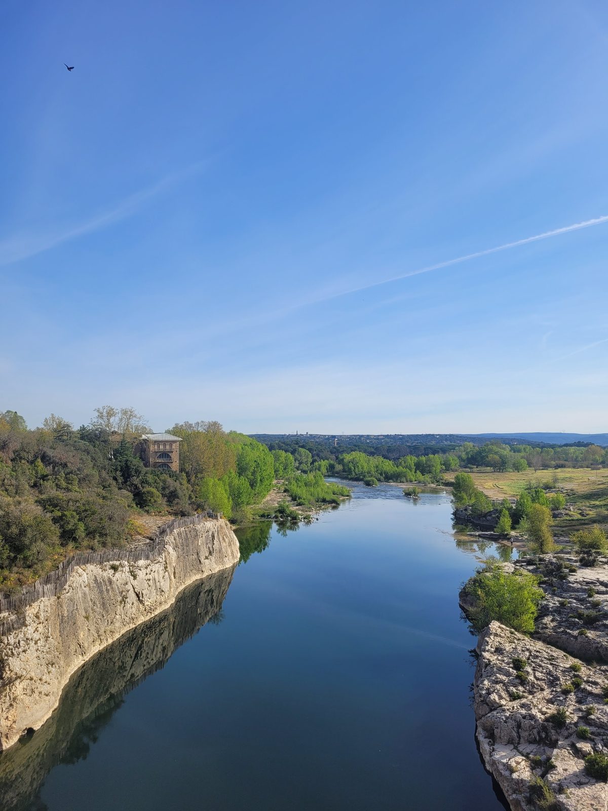 Le Gardon vu depuis le pont, au petit matin